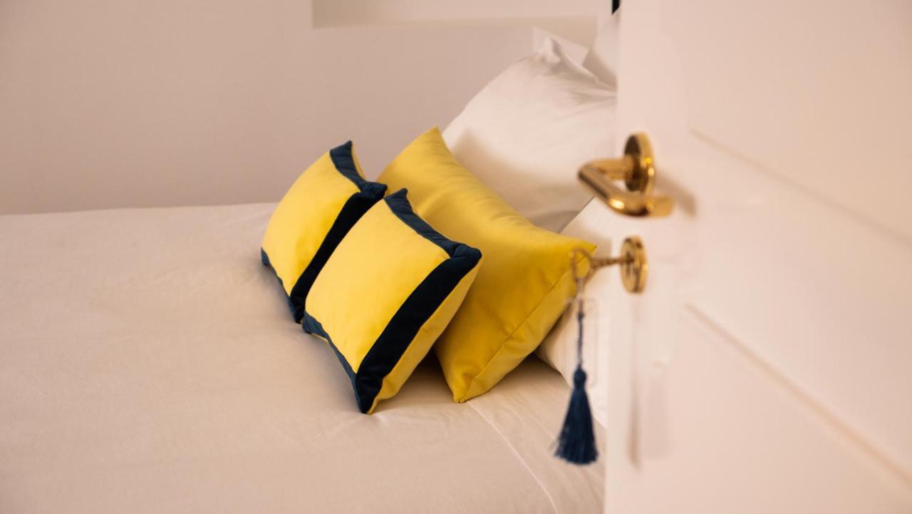 My House At Estoril Guesthouse ภายนอก รูปภาพ